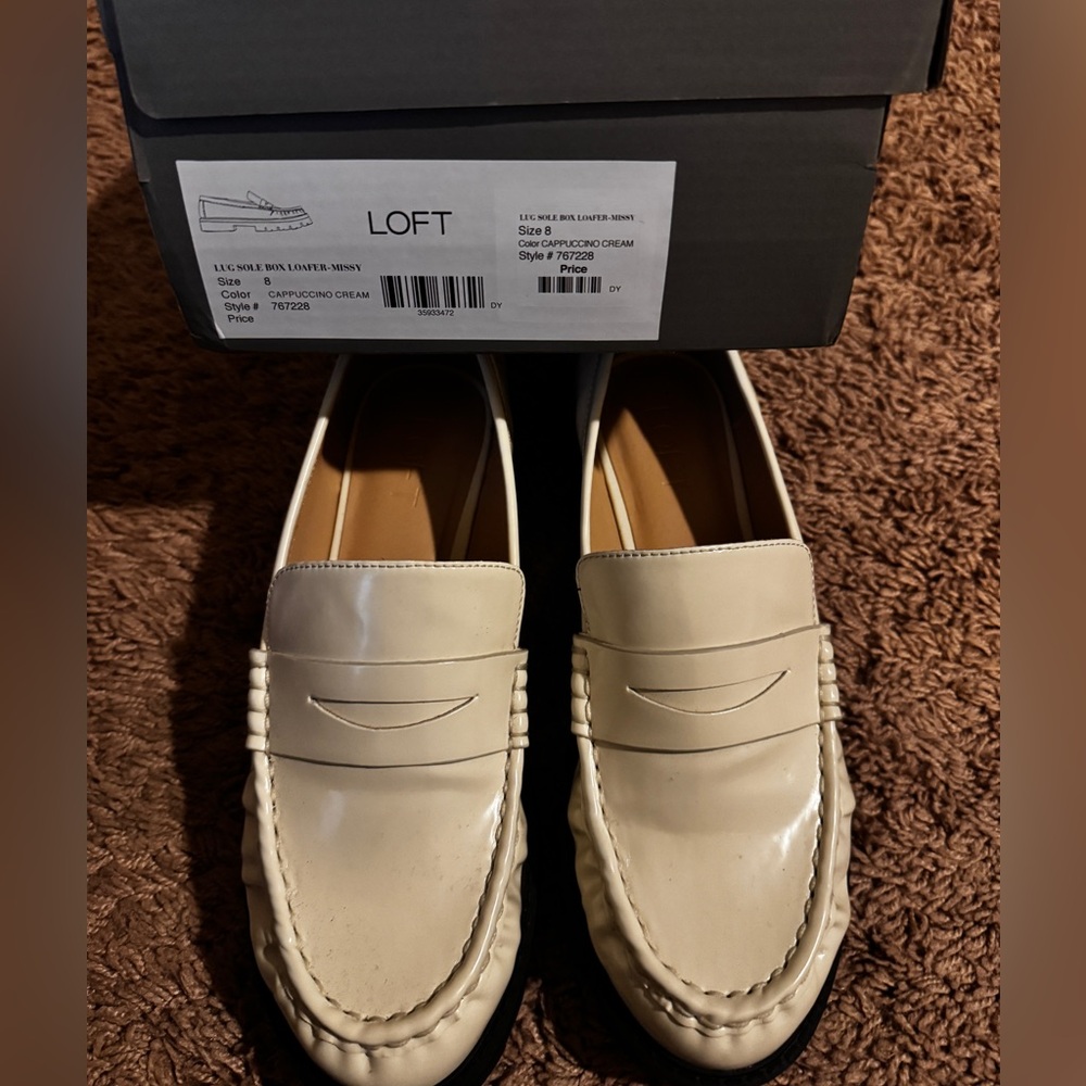 LOFT- LUG SOLE BOX LOAFER SZ8